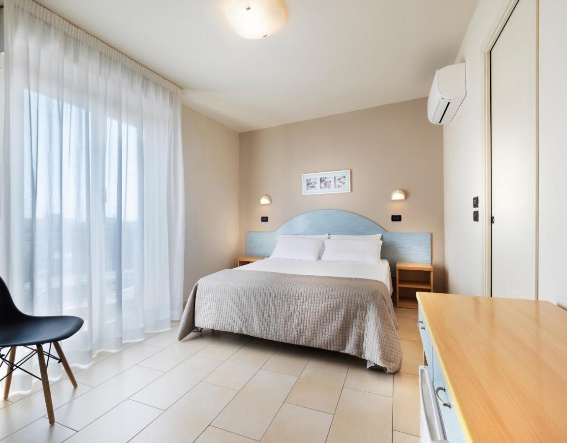 Hotel Constellation Lido Di Savio Zewnętrze zdjęcie