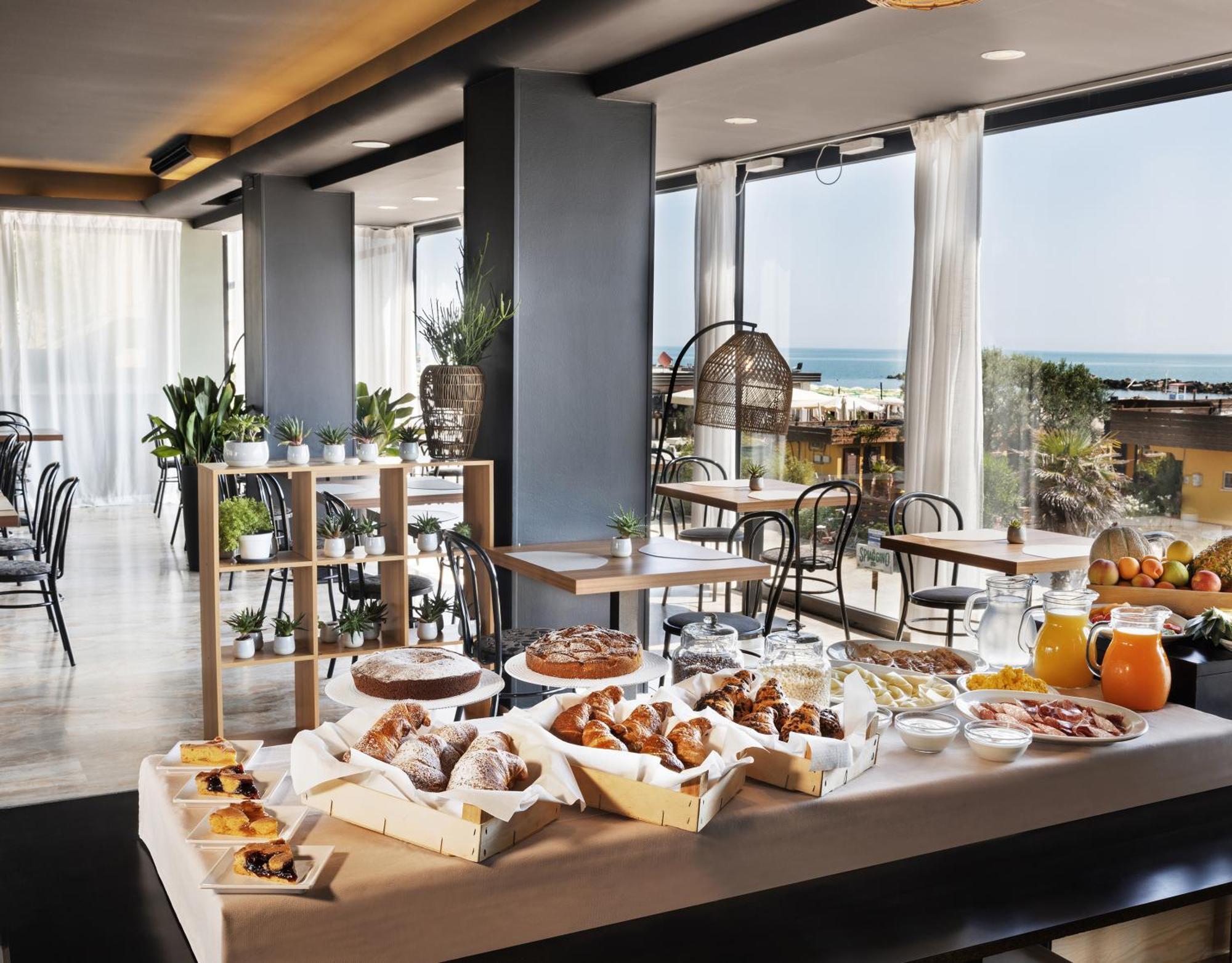Hotel Constellation Lido Di Savio Zewnętrze zdjęcie